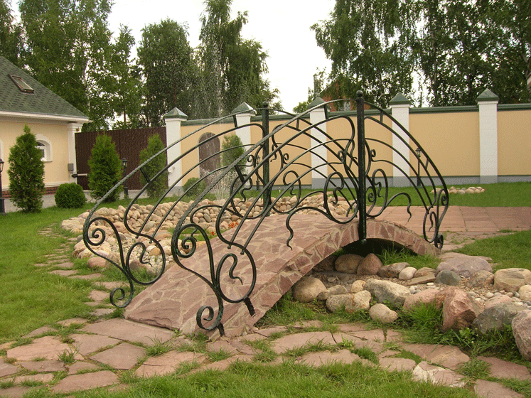 Кованый мостик с отделкой камнем  
        Артикул: SV-FA010
 - фото - 1